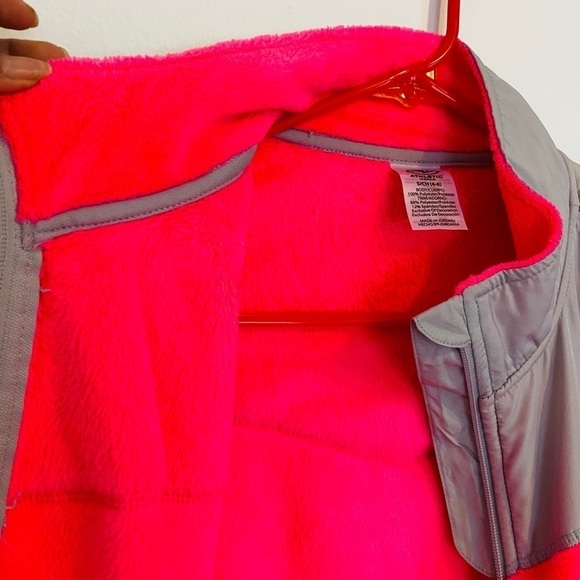 Athletic winter jacket with zipper women’s sports jacket size small pre owned - Picture 16 of 16
